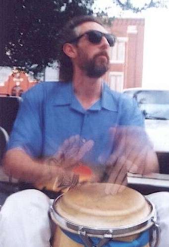 kentsundance.jpg (48763 bytes)